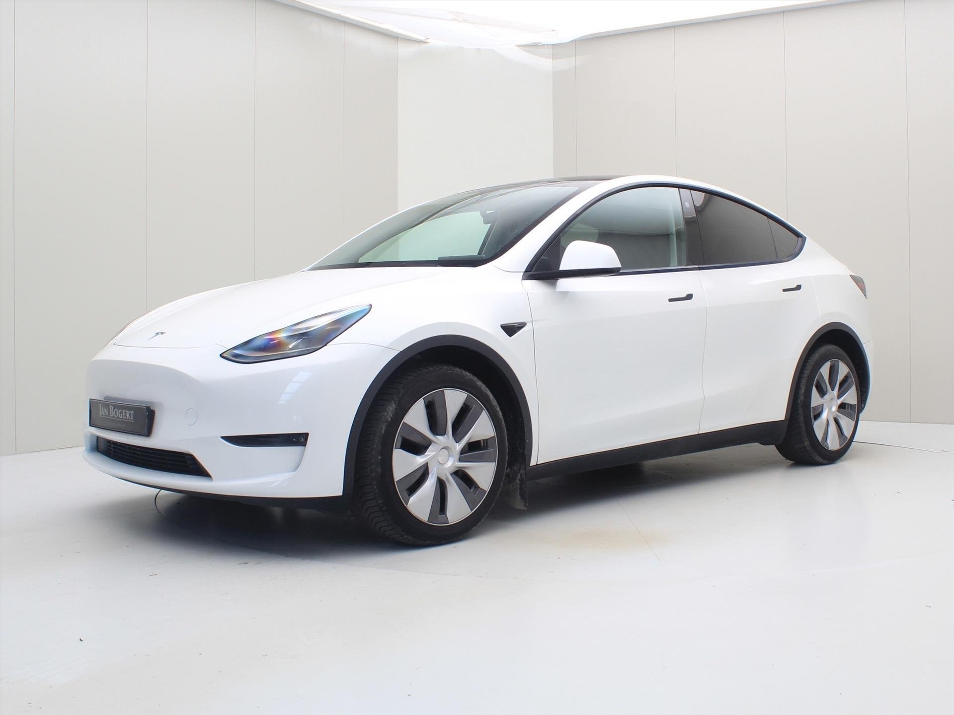 Tesla Model Y Long Range AWD 75kWh 351pk 91.9% SoH [ TREKHAA, Auto's, Automaat, Dealer onderhouden, Gebruikt, Zwart