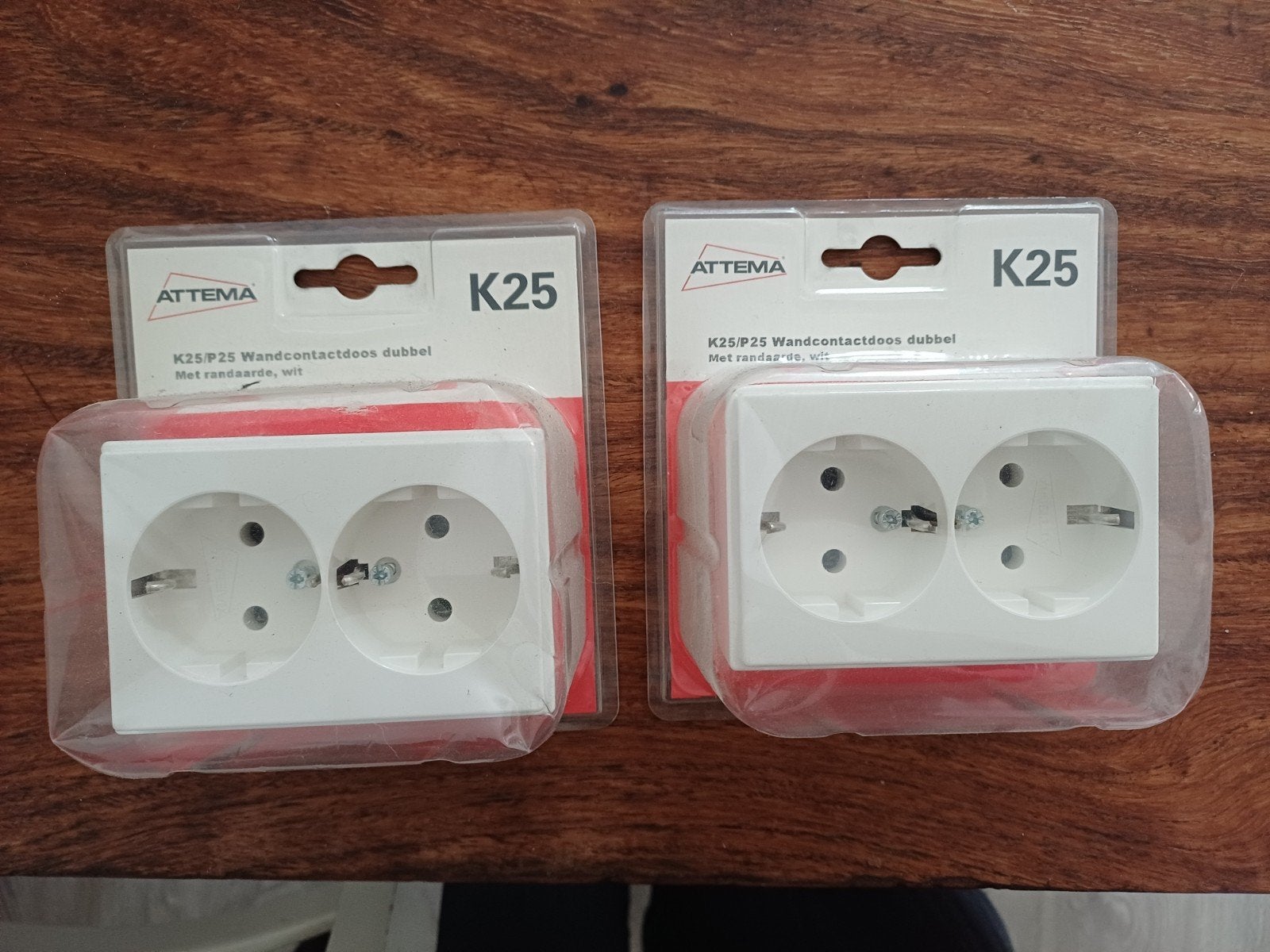 2x wandcontactdoos Attema K25 stopcontact, Ophalen, Nieuw, Stopcontact