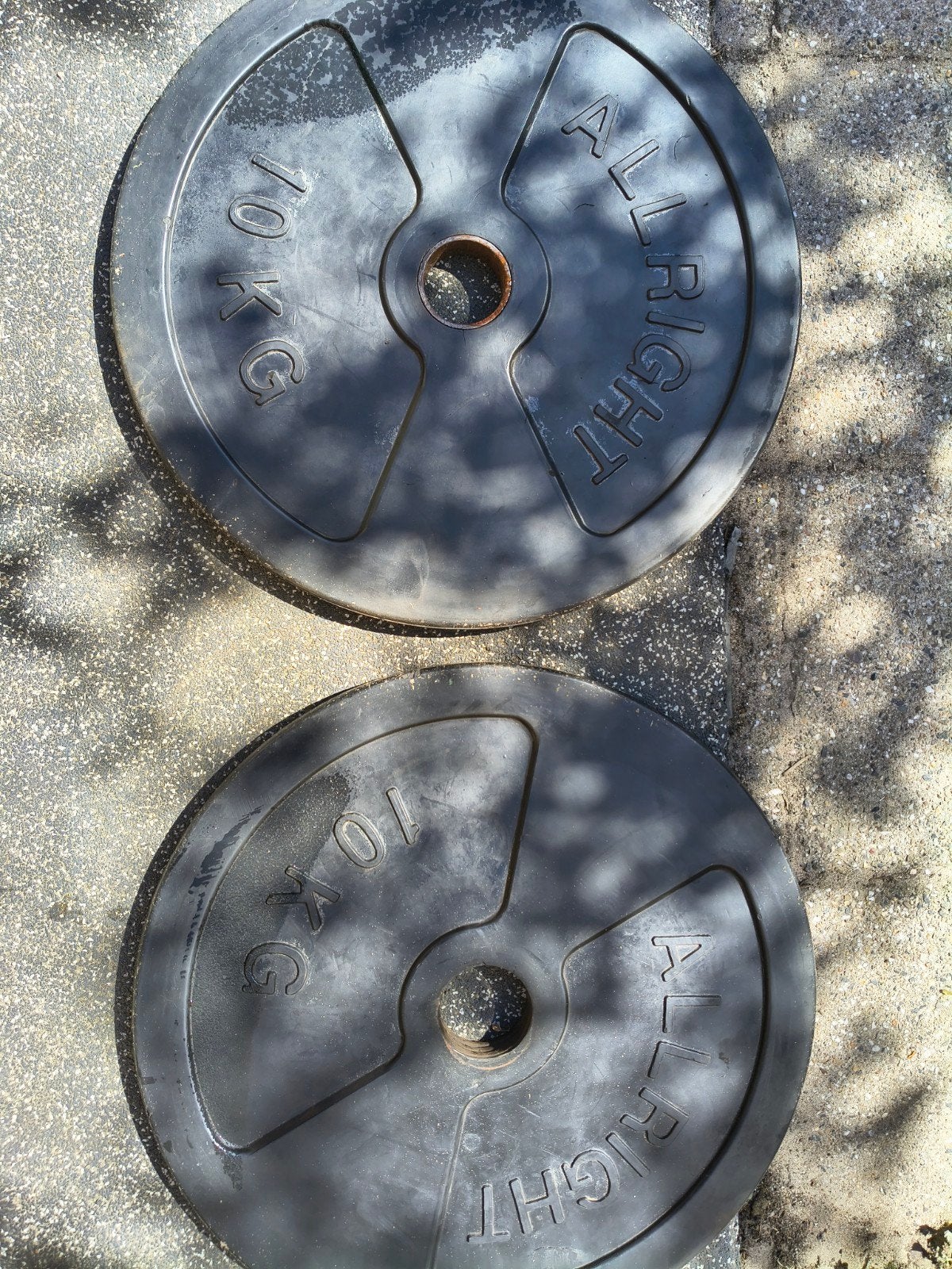 Rubber coated halterschijven 10kg 50mm per set van 2, Sport en Fitness, Ophalen, Gebruikt, Halterschijven