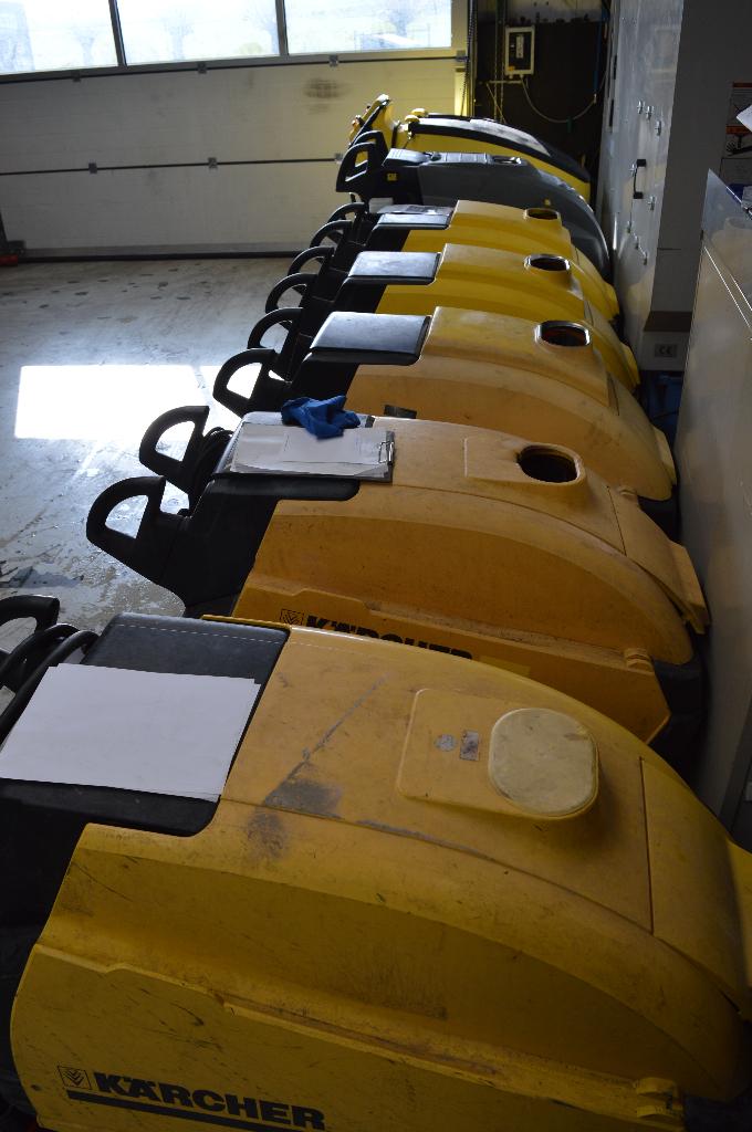 Karcher HDS Diverse te koop en ook opkoop reparatie, Kächer, Gebruikt, Ophalen of Verzenden, Met regelbare waterdruk