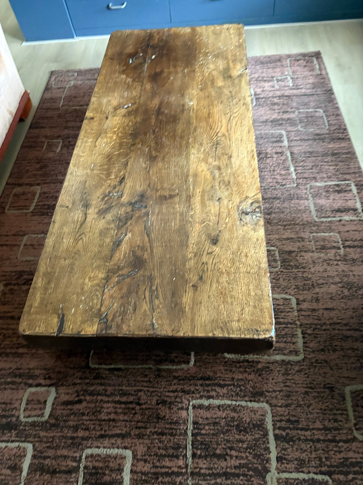 Robuuste houten salontafel, massief eiken, Ophalen