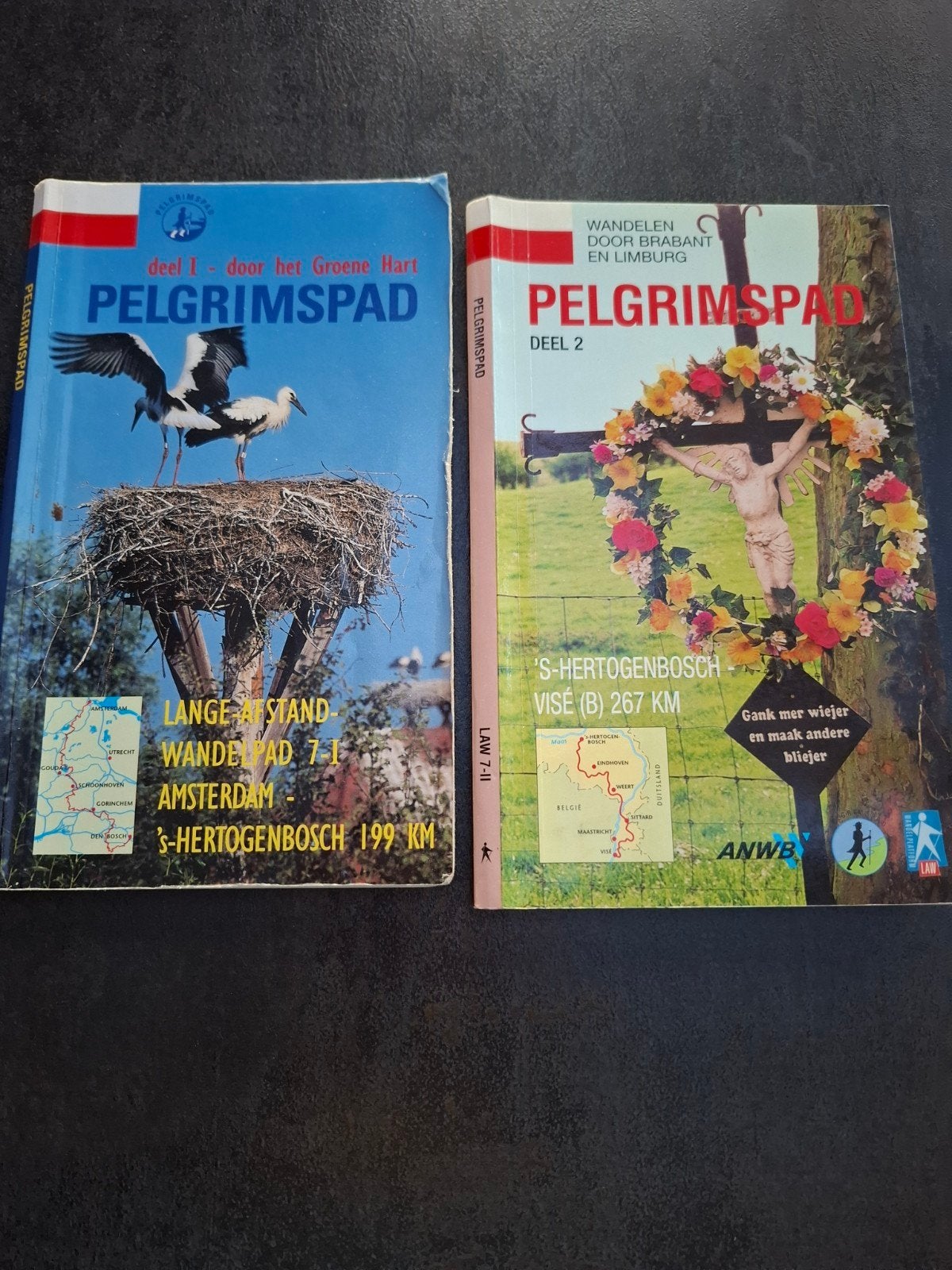 Door het Groene Hart, Pelgrimspad, law 7 deel 1 en 2, Boeken, Europa, Ophalen of Verzenden, Reisgids of -boek, Gelezen