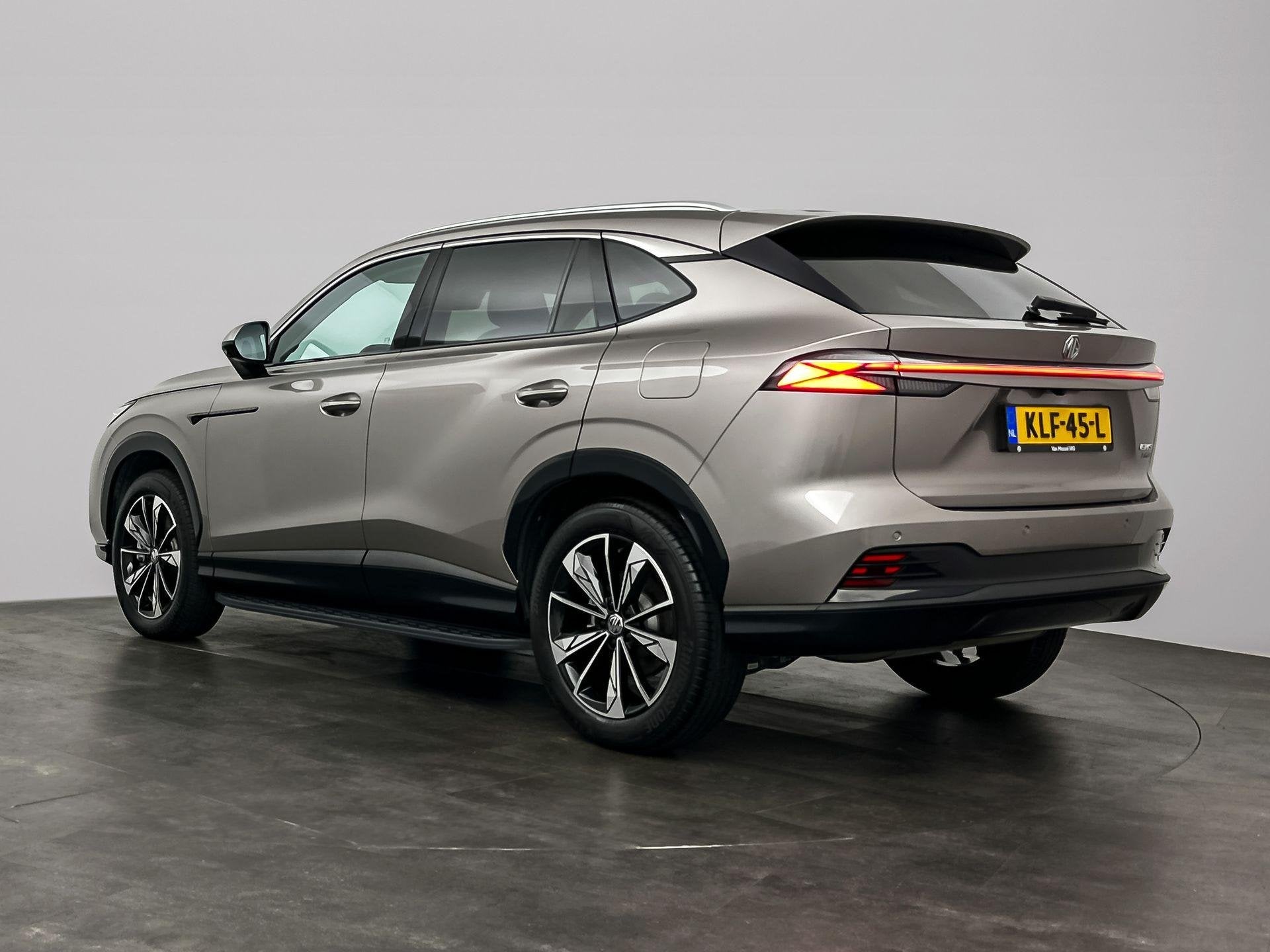 MG HS 1.5 PHEV Aut. Luxury, Auto's, 12 maanden, Stof, Gebruikt, 4 cilinders