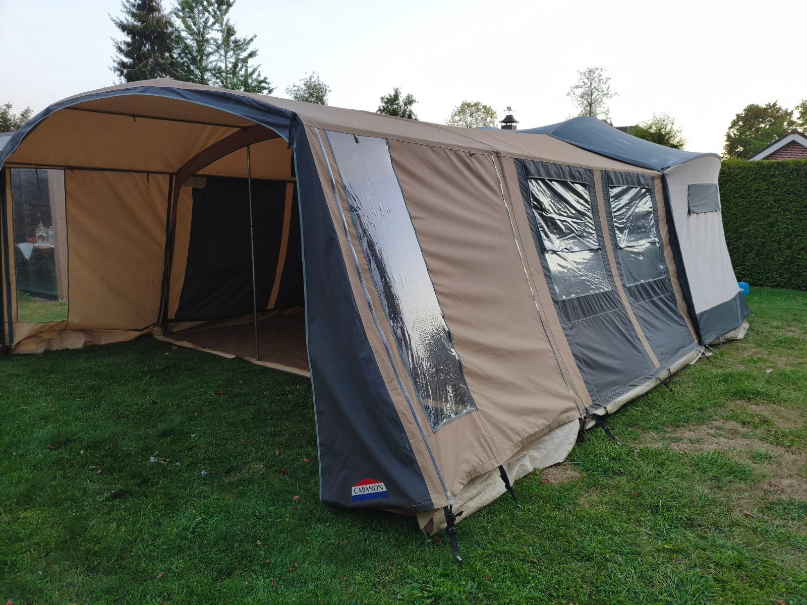 Cabanon Europa Camper Evolution 2008 incl extra luifel, Ophalen, Beige, Cabanon, Aanwezig