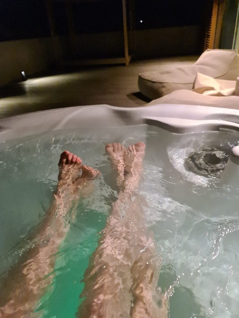 Jacuzzi Balboa, Tuin en Terras, Bubbelbaden en Hottubs, Ophalen, Gebruikt, Afdekzeil, Vast