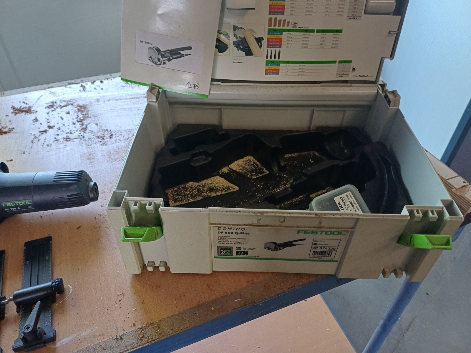 Festool Domino DF 500 Q-Plus en stofzuiger, Doe-het-zelf en Verbouw, Gereedschap | Handgereedschap, Ophalen of Verzenden, Gebruikt