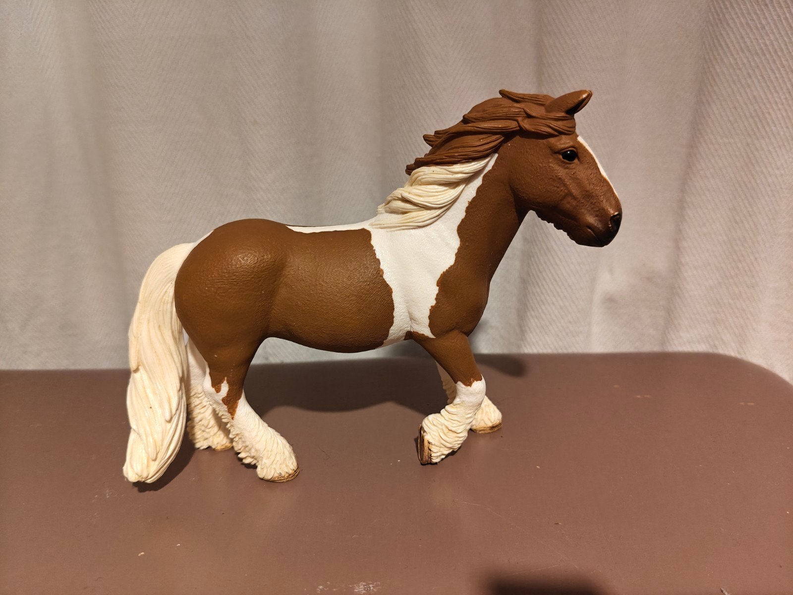Schleich paard bruin met wit - Tinker merrie, Ophalen of Verzenden, Zo goed als nieuw
