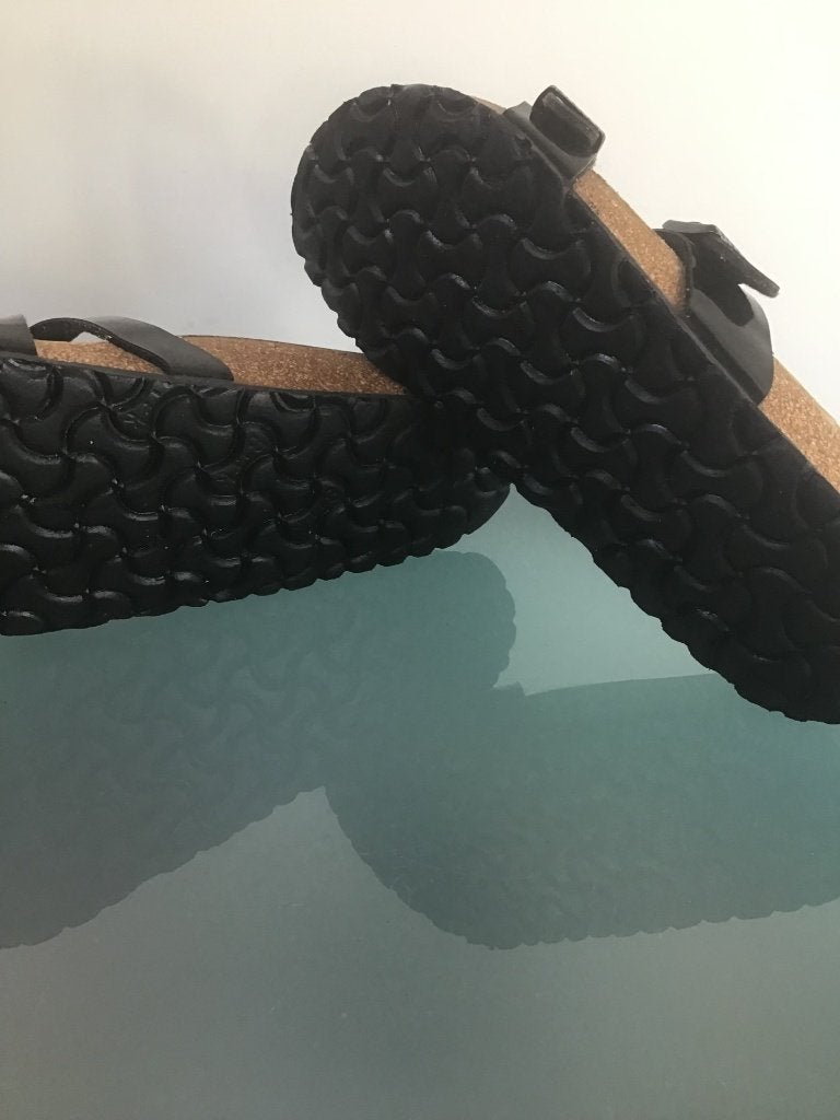 Birkenstock zwarte slippers | 38 | Gratis verzenden, Slippers, Verzenden, Zwart, Zo goed als nieuw