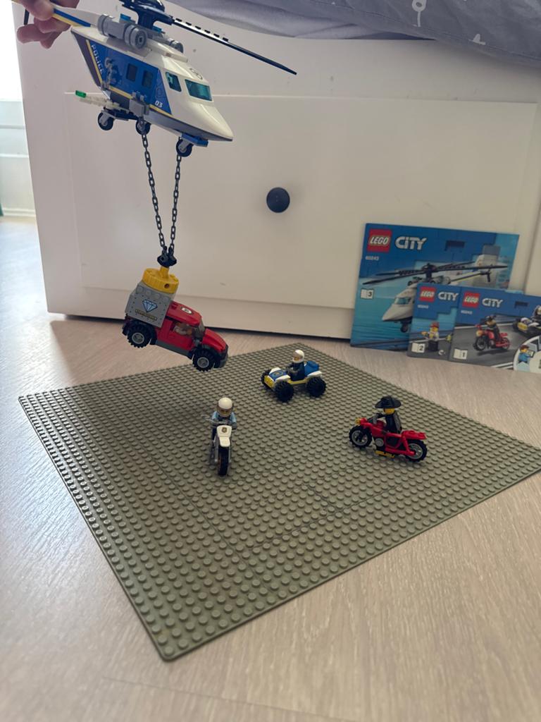 Lego City Politiehelikopter en voertuigen (60243), Kinderen en Baby's, Speelgoed | Duplo en Lego, City, Lego, Ophalen of Verzenden