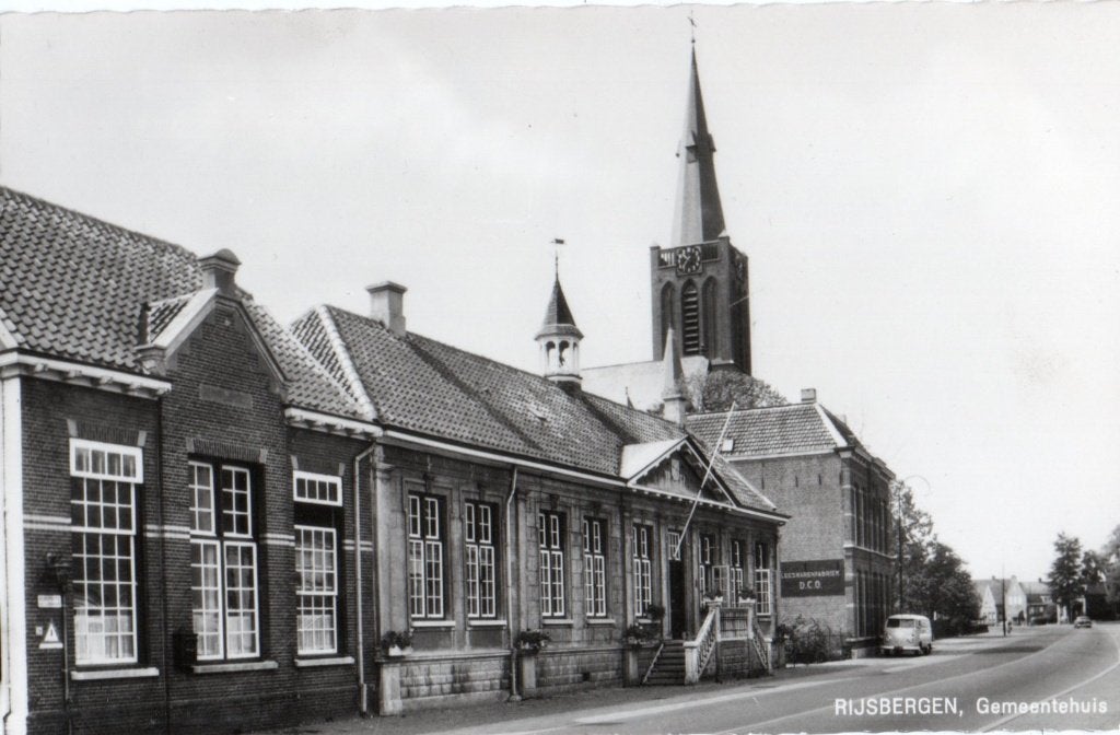 Rijsbergen, Dorpsgezicht met Gemeentehuis. 6642, Verzamelen, Verzenden, 1960 tot 1980, Ongelopen, Noord-Brabant