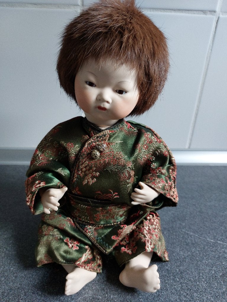 Porseleinen replica pop (4), Ophalen of Verzenden, Gebruikt, Pop