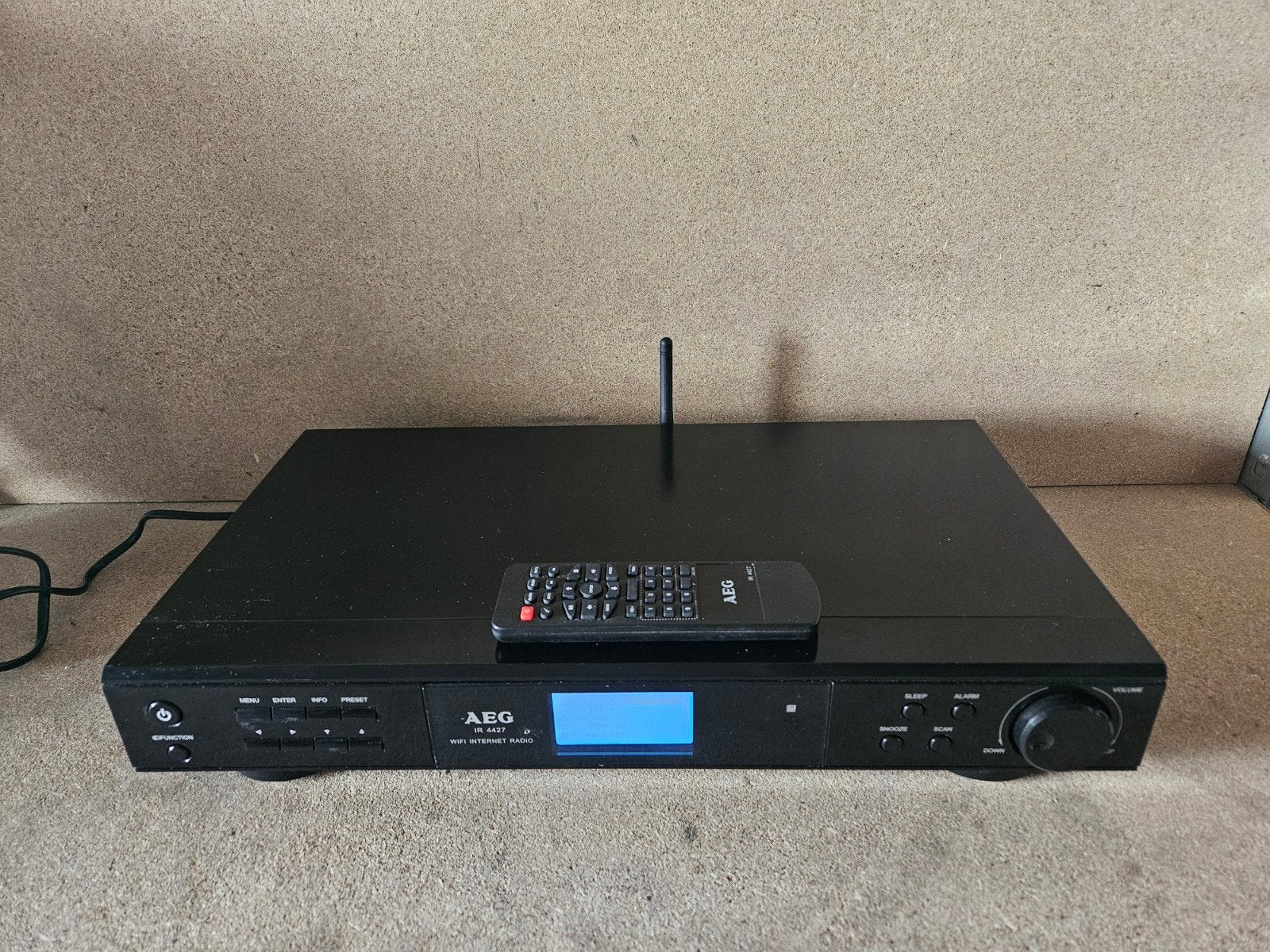 AEG IR 4427 WiFi Internet Radio, Ophalen