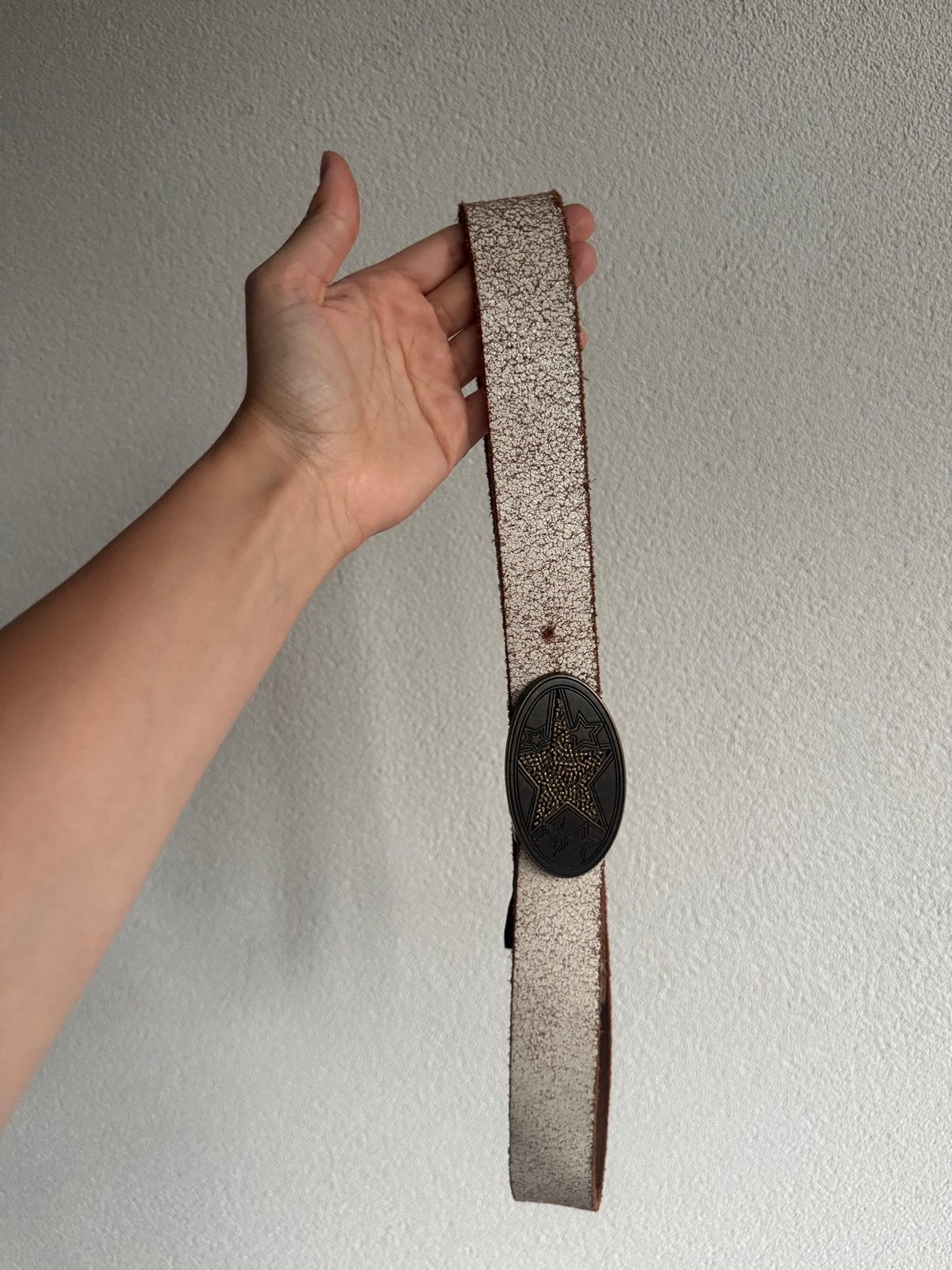 Vintage Y2K wit leren riem met ster gesp, Kleding | Dames, Riemen en Ceinturen, Vintage, 3 tot 5 cm, Vintage, 90 tot 100 cm