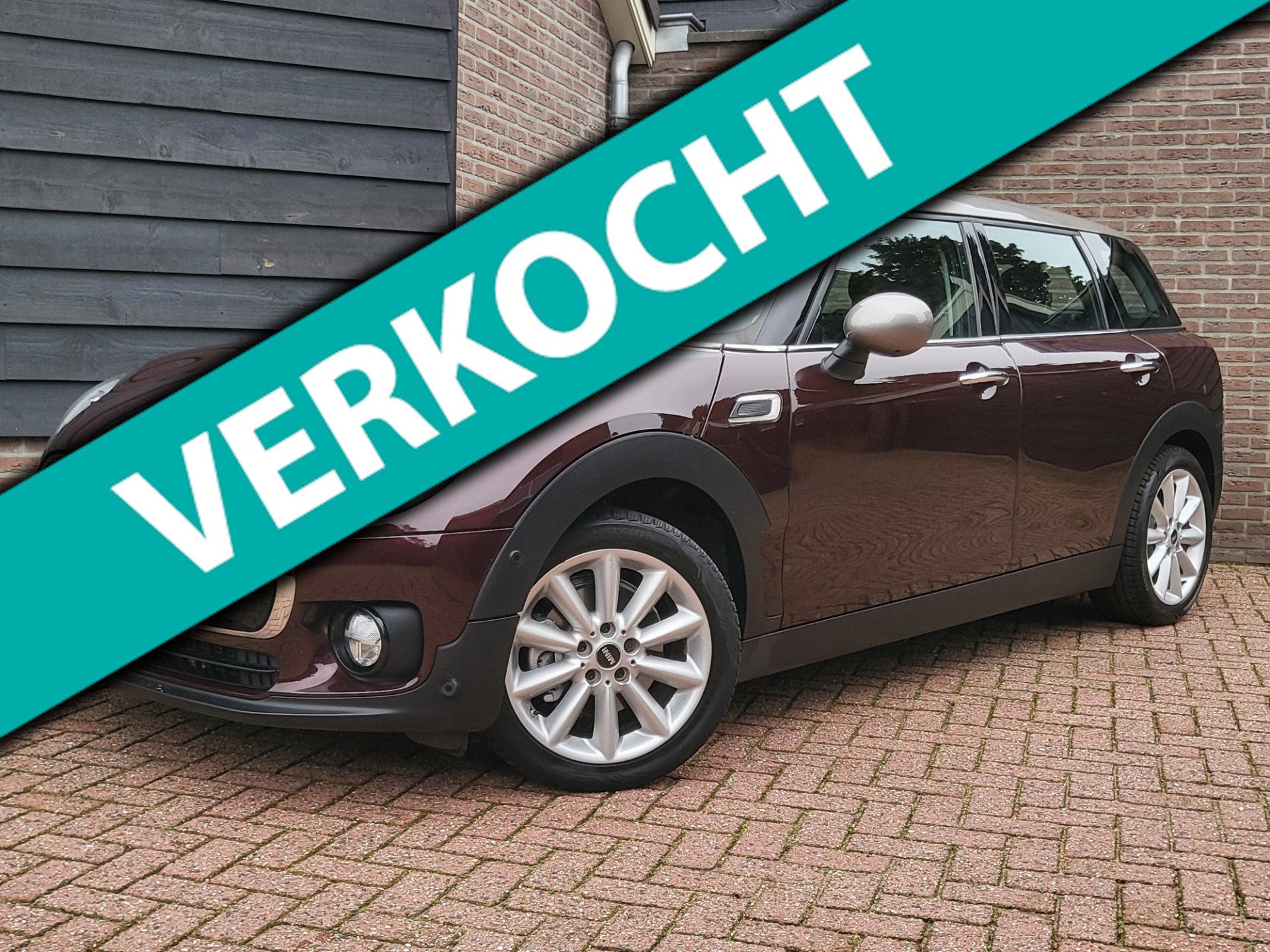 Mini Mini Clubman 1.5 Cooper Pepper Serious Business | Aut., Auto's, 136 pk, Gebruikt, Automatische klimaatregeling, Origineel Nederlands