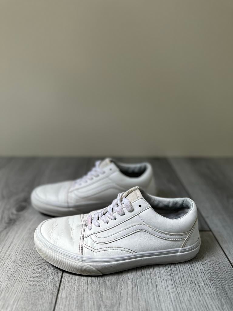 Witte Vans maat 38 - Unisex sneakers, Kleding | Dames, Schoenen, Ophalen of Verzenden, Gedragen, Wit, Sneakers of Gympen