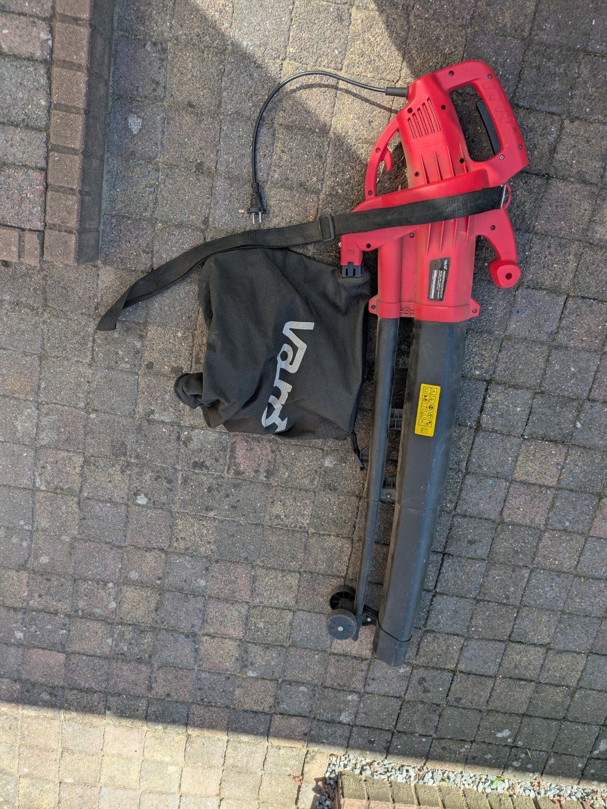 Varo VAR10040/16 bladblazer/bladzuiger 3000W, Ophalen, Gebruikt, Met opvangzak, Handgedragen