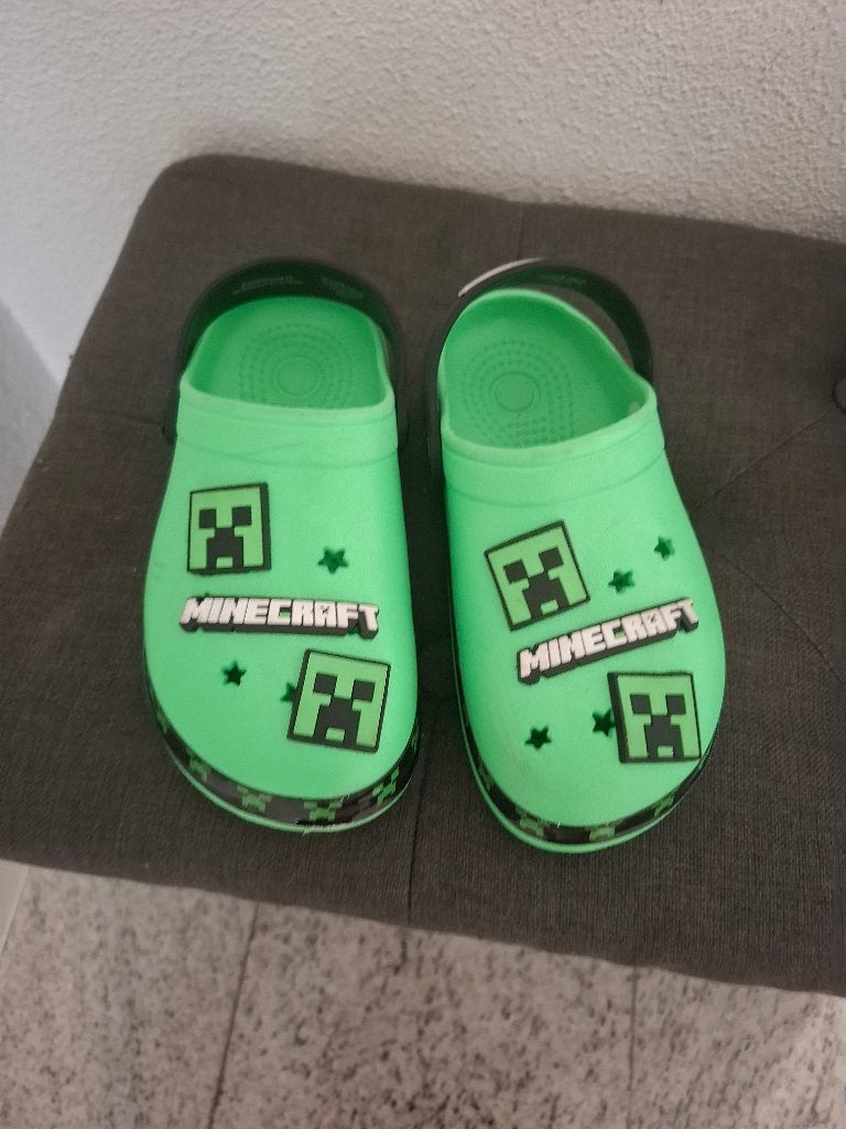 Minecraft crocs maat 29, Ophalen of Verzenden, Gebruikt, Jongen, Overige typen
