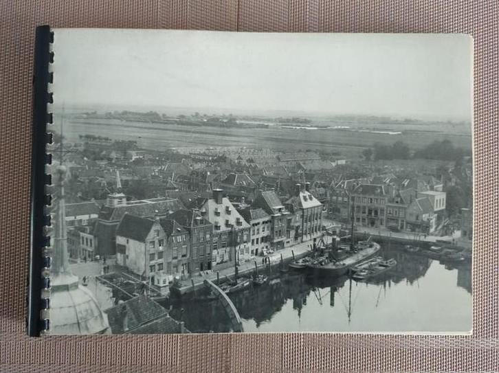 Prachtig fotoboek van Maassluis. 1930-1980. Ingeplakte fotos, Antiek en Kunst, Antiek | Boeken en Bijbels, Ophalen of Verzenden