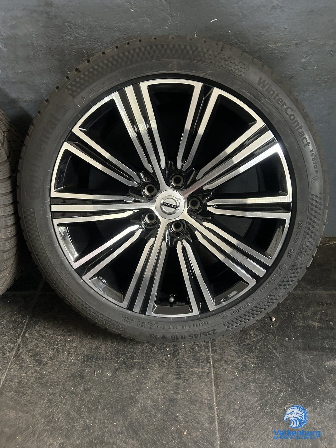 8-9mm! Originele Volvo S60 V60 Multi Spoke Black Diamond 18, 18 inch, Gebruikt, -, -