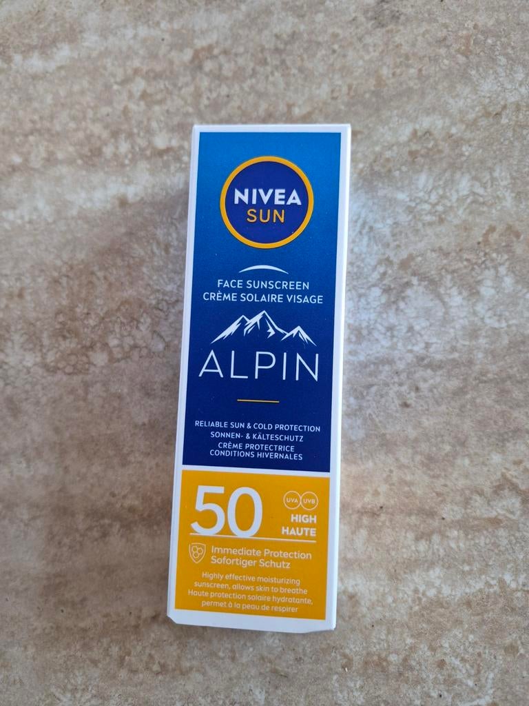 Nivea Sun Face Zonnebrand Crème SPF 50 - Alpin, Ophalen of Verzenden, Nieuw, Gehele gezicht, Verzorging
