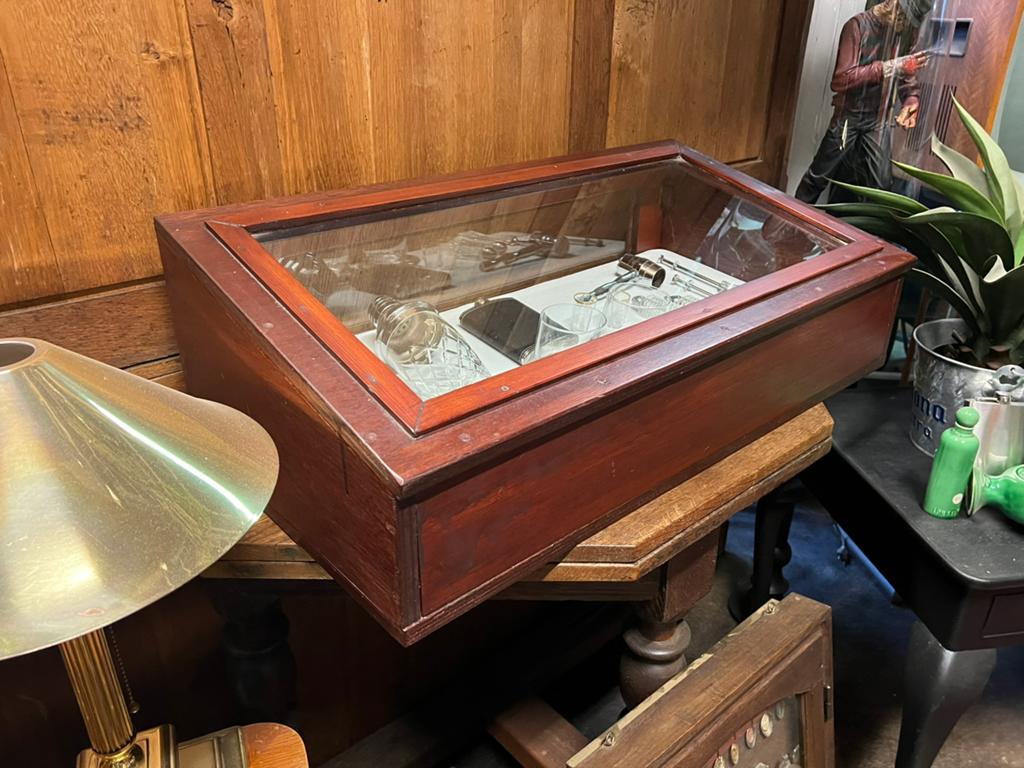 Grote oude toonbankvitrine, Ophalen, Zo goed als nieuw, Nvt, Minder dan 100 cm