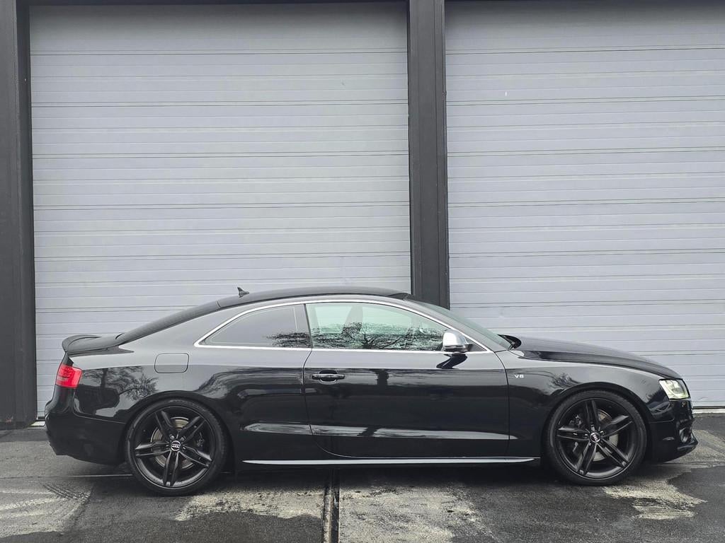 Audi S5 V8 4.2 Coupé Yountgimer automaat VOL, Automaat, Gebruikt, Zwart, Leder