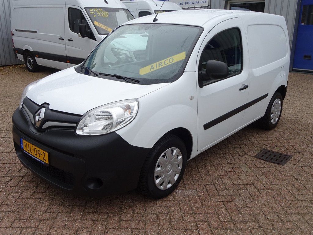 Renault Kangoo 1.5 Blue dCi 80 Comfort AIRCO CRUISE NAVIGATI, Auto's, Bestelauto's, Voorwielaandrijving, Stof, Gebruikt, 4 cilinders