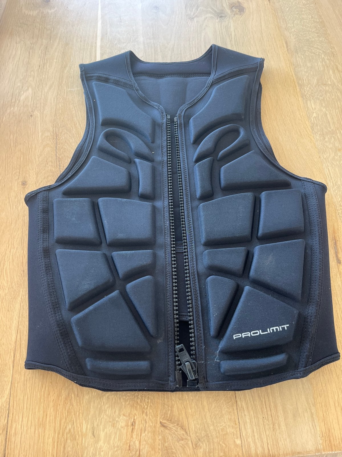 Prolimit Impact Vest Maat M, Watersport en Boten, Watersportkleding, Ophalen of Verzenden, Zo goed als nieuw, Dame of Heer, Reddingsvest of Zwemvest