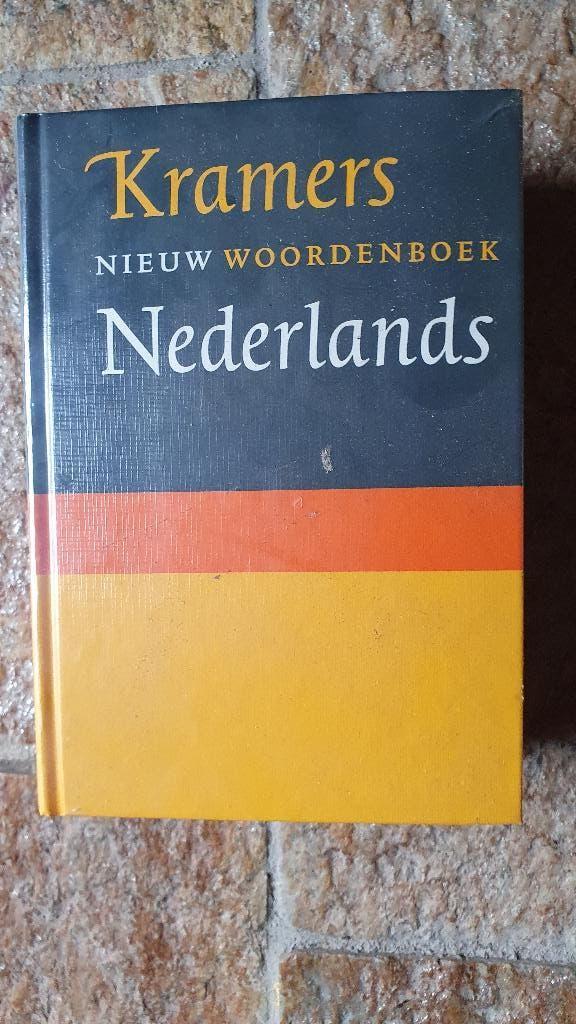 Nieuw Kramers woordenboek Nederlands in prima staat. Opsstu-, Ophalen of Verzenden, Nieuw, Kramers, Nederlands