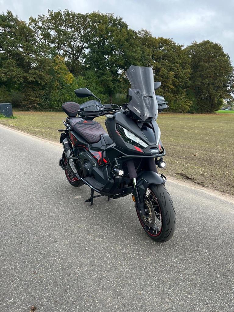 Honda X-ADV 750 | Custom, Motoren, Motoren | Honda, 750 cc, Motorrijbewijs A, Particulier, Handvatverwarming