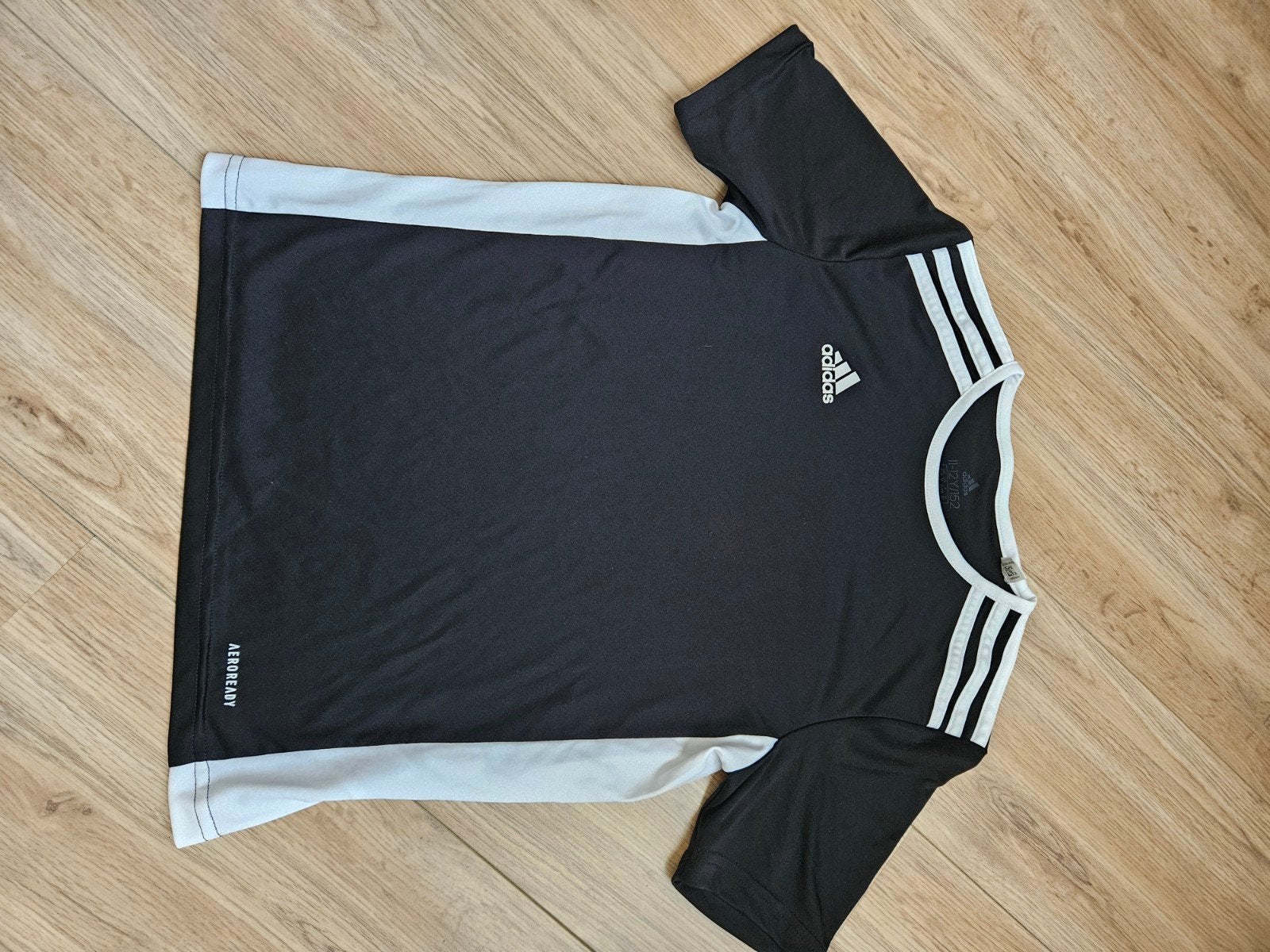 Adidas shirt maat 152, Kinderen en Baby's, Kinderkleding | Maat 152, Adidas, Ophalen of Verzenden, Zo goed als nieuw, Shirt of Longsleeve