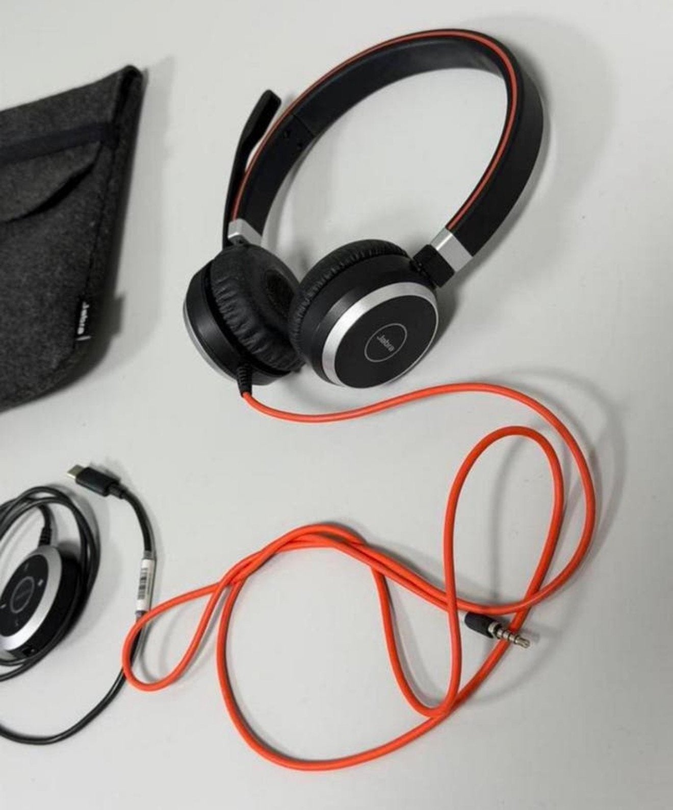 Jabra Evolve 40 UC Stereo Headset usb-c koptelefoon office, Computers en Software, Headsets, Mute-functie, Ophalen of Verzenden