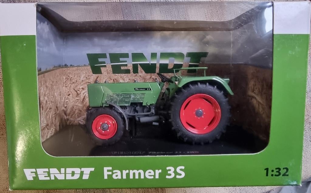 Fendt Farmer 3S  Van Universal Hobbies, Ophalen of Verzenden, Nieuw, Tractor of Landbouw, Universal Hobbies