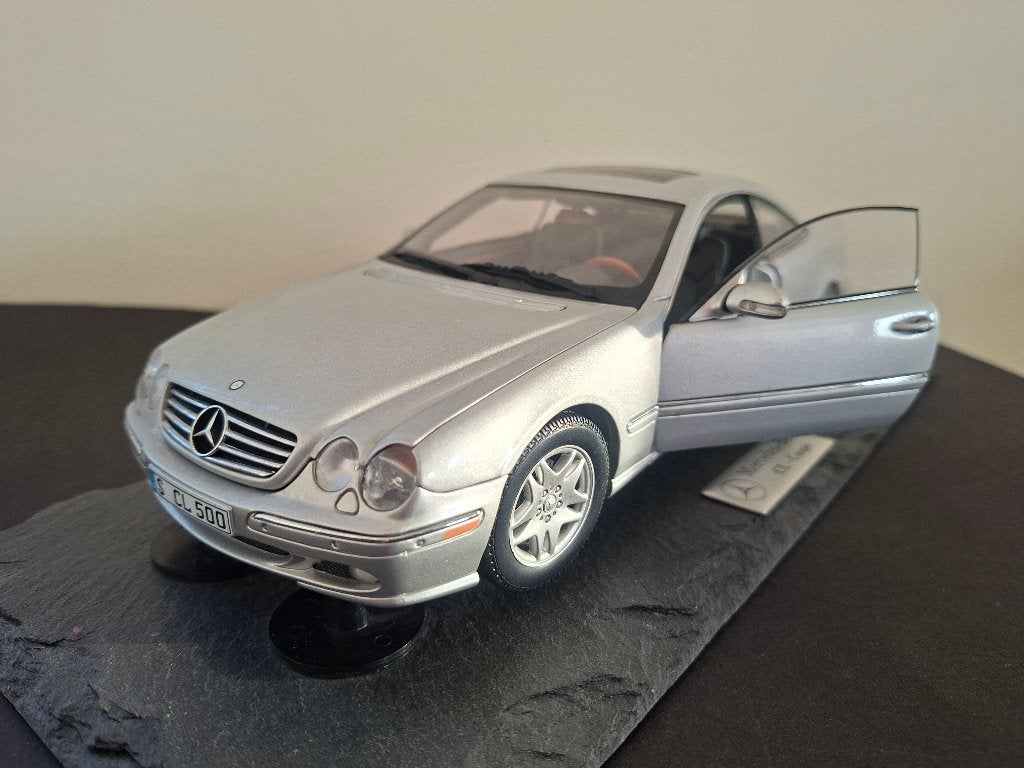 24 x Modelauto. In één koop., Hobby en Vrije tijd, Modelauto's | 1:18, Ophalen of Verzenden, Zo goed als nieuw, Auto, Overige merken