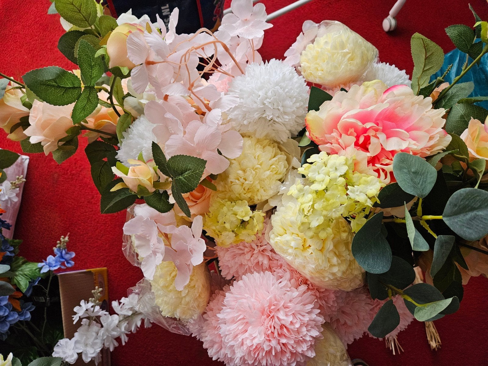 Leuke partij kunstbloemen, Ophalen