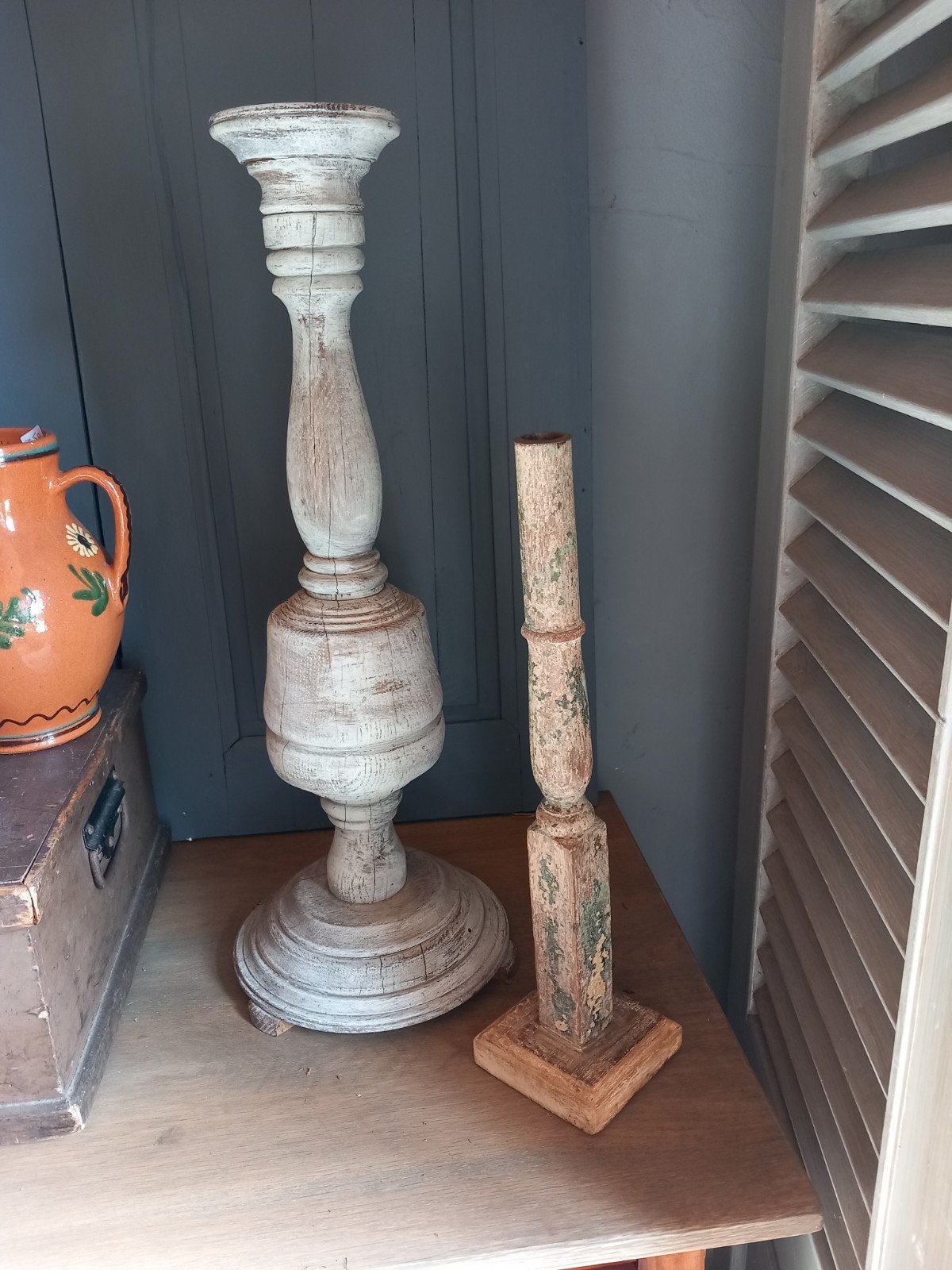 2 houten kandelaars, Ophalen
