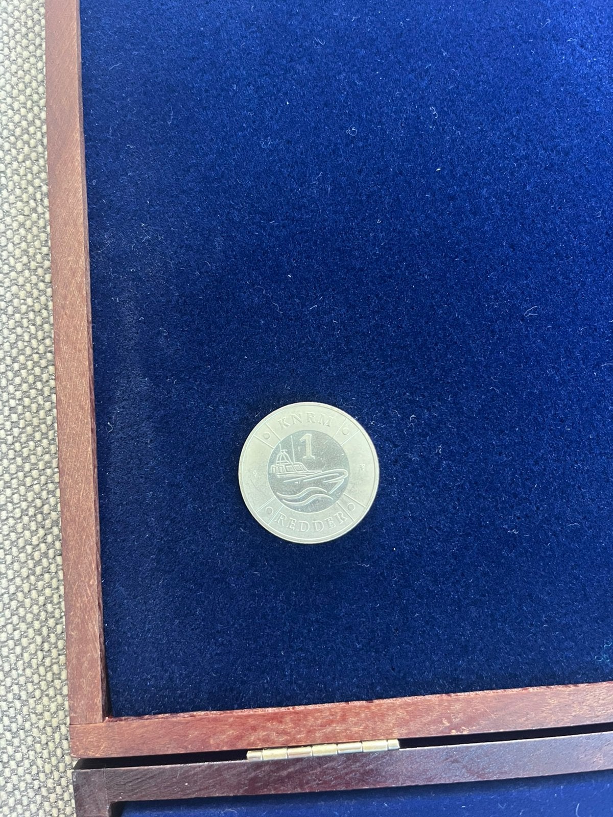 Nederlandse herdenkingsuitgifte uit 1999 (KNRM), Postzegels en Munten, Overige landen, Ophalen of Verzenden, Losse munt, 2 euro