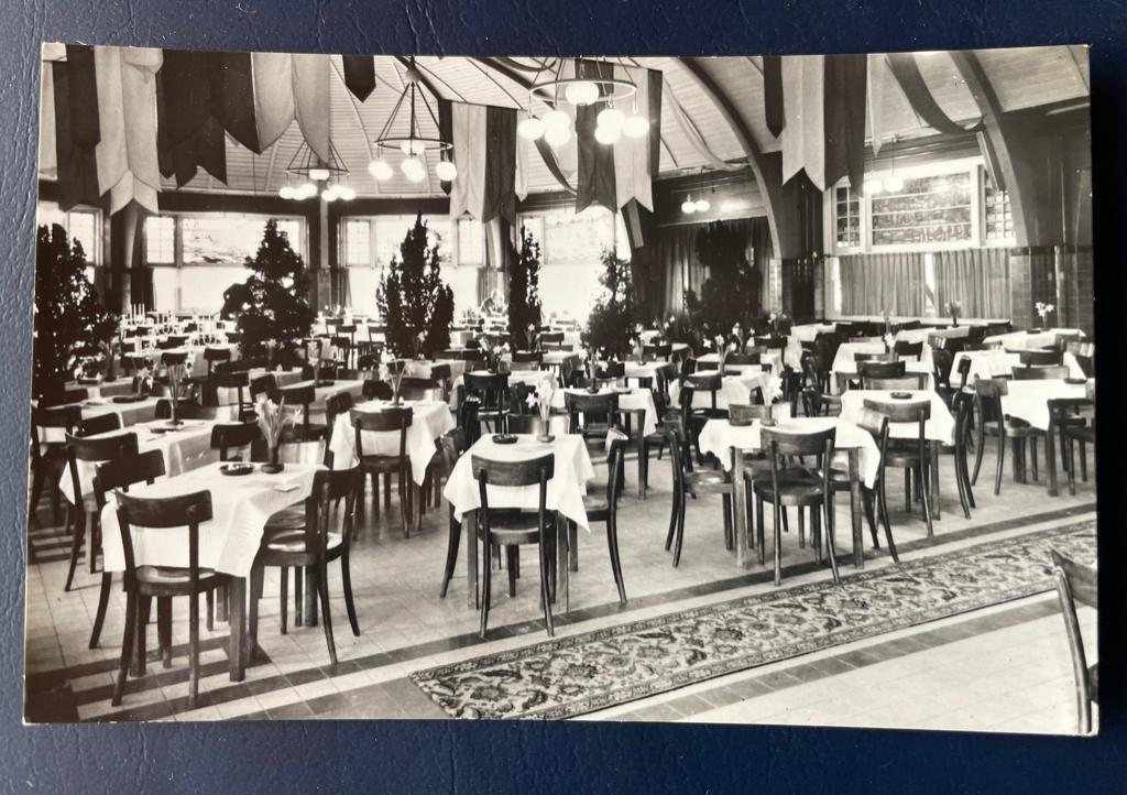 ansichtkaart van 's- Hertogenbosch, Brabanthallen, interieur, Verzenden, 1940 tot 1960, Noord-Brabant