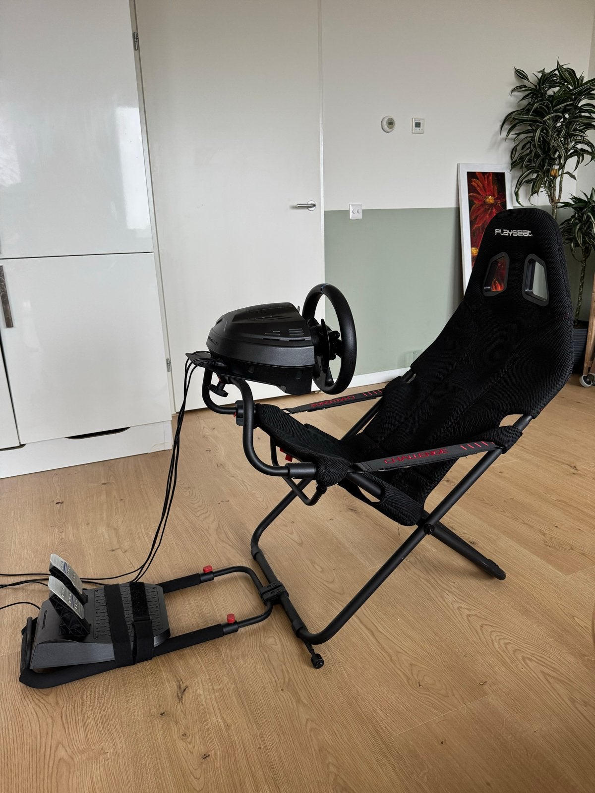 Playseat Challenge met Thrustmaster T300, Spelcomputers en Games, Spelcomputers | Sony PlayStation Consoles | Accessoires, Ophalen