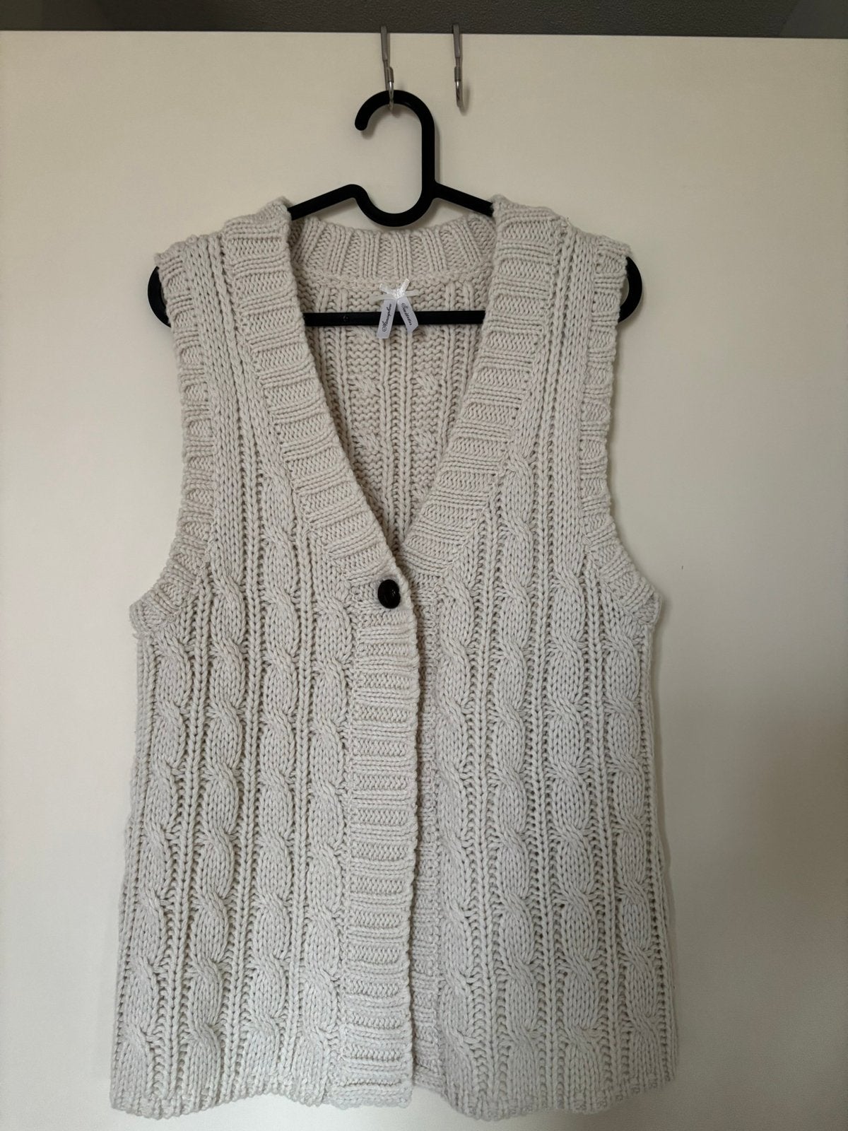 Nieuwe bodywarmer / gilet van wol wit maat 40/42, Ophalen of Verzenden, Nieuw, Maat 42/44 (L), Wit