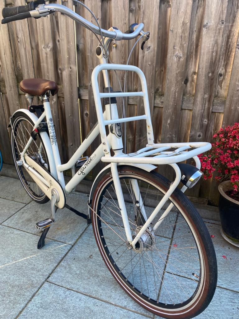 Te koop gazelle dames fiets, Fietsen en Brommers, Fietsen | Dames | Damesfietsen, 56 cm of meer, Ophalen, Zo goed als nieuw, Gazelle