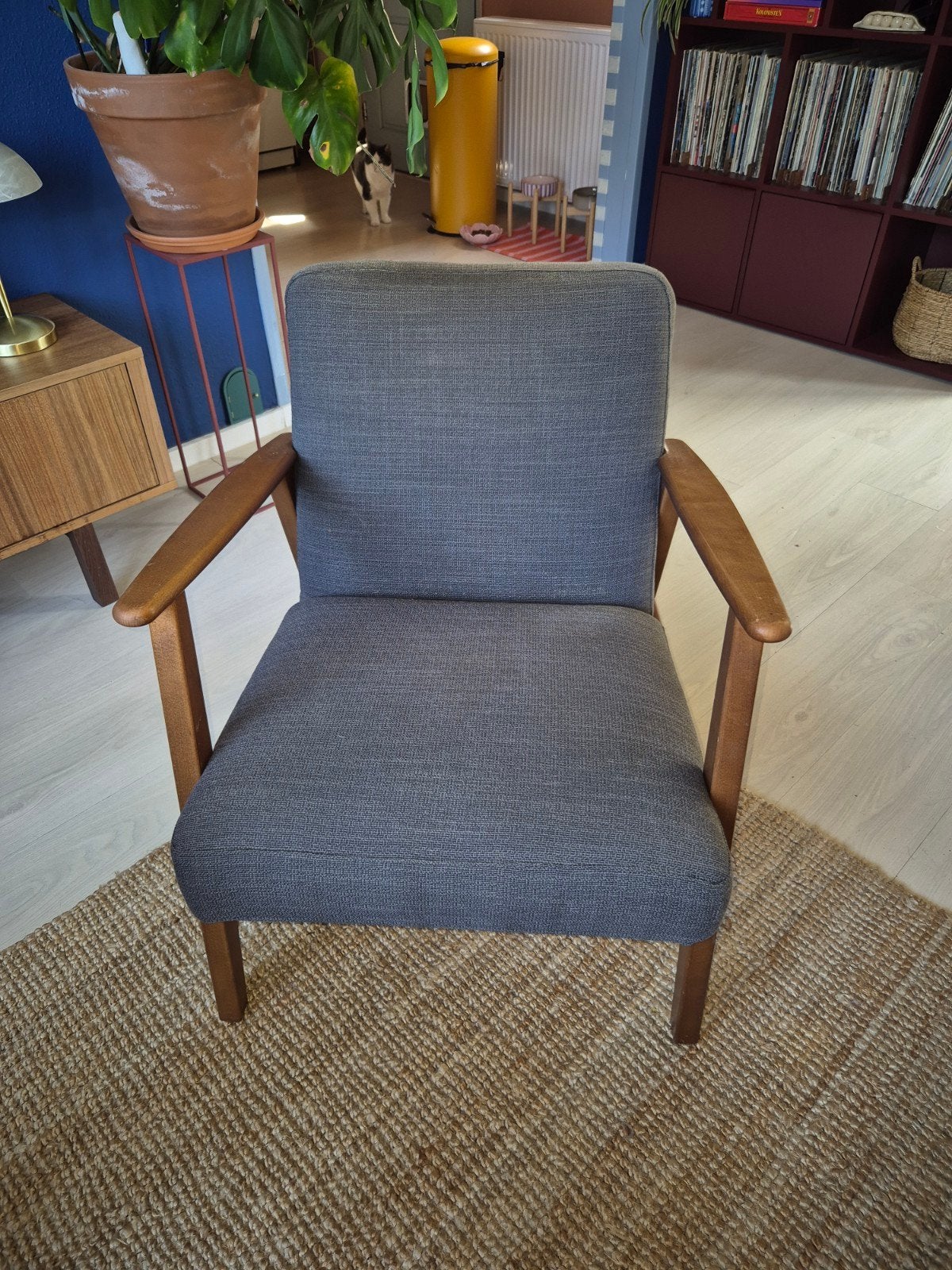 Ikea Ekenaset fauteuil stoel eiken donkergrijs, Huis en Inrichting, Fauteuils, Ophalen, Gebruikt, Ikea vintage midcentury design