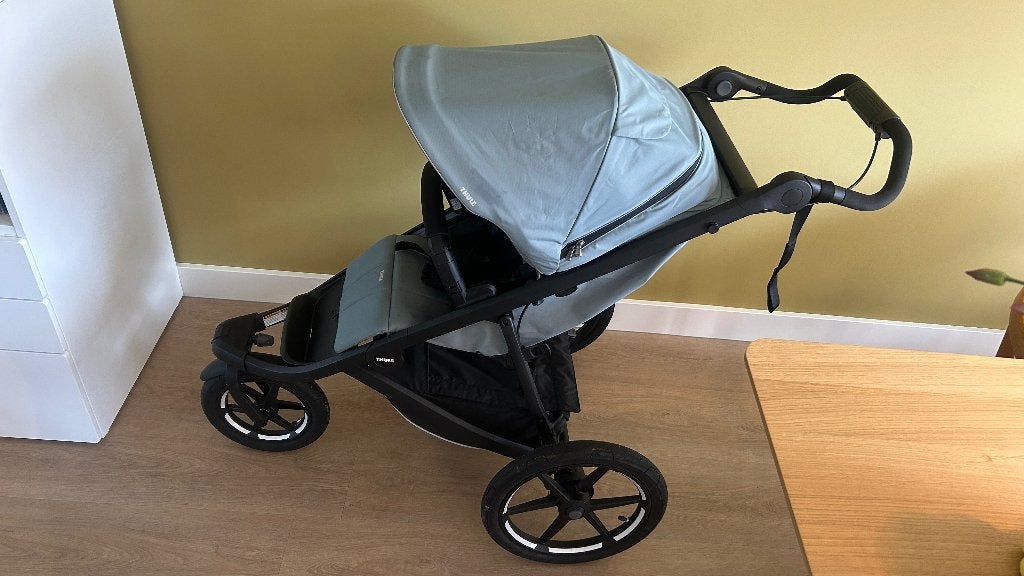 Thule Urban Glide 3 kinderwagen, Verstelbare duwstang, Zo goed als nieuw, Ophalen, Kinderwagen