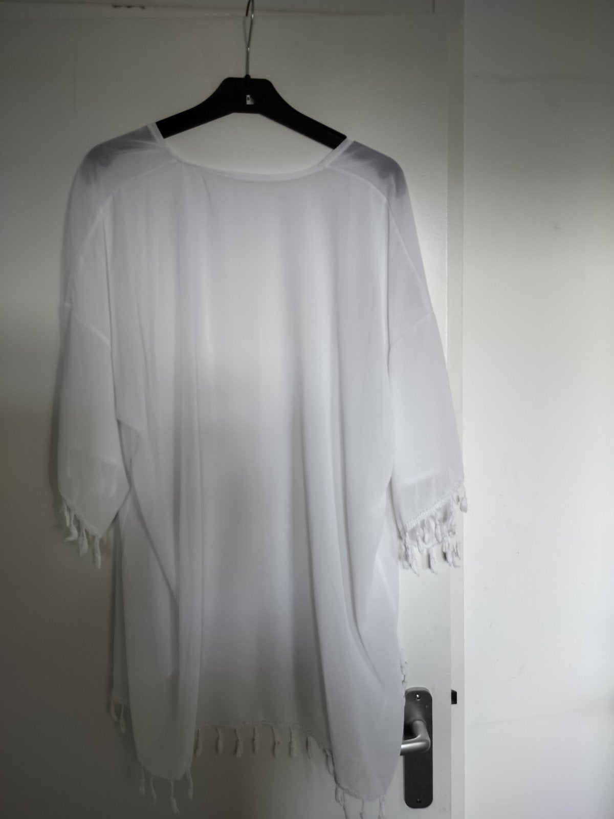 Witte kimono met kwastjes, Overige typen, Wit, Ophalen of Verzenden, Onbekend