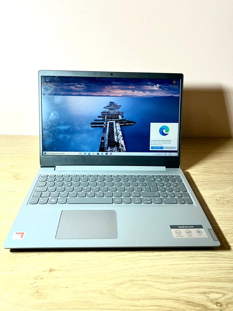 Laptop Lenovo Ideapad, Met videokaart, 2 tot 3 Ghz, 15 inch, 8 GB