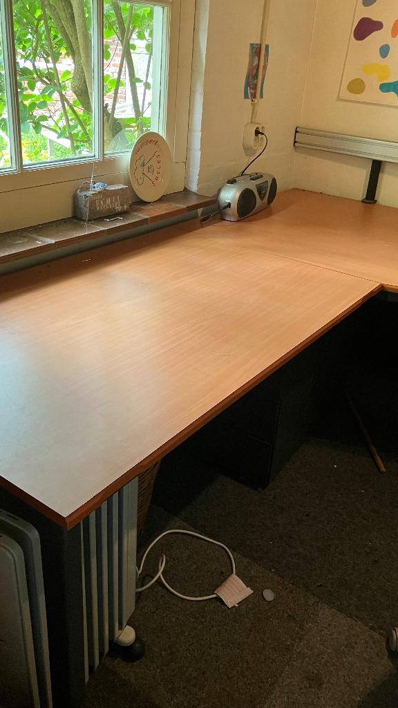 Solide bureau, Huis en Inrichting, Bureaus, Ophalen, Demontabel, Gebruikt, 120 cm