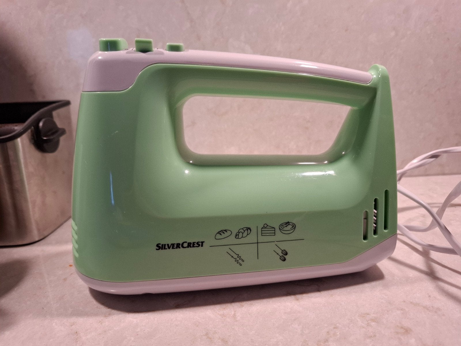 SilverCrest Handmixer - Groen/Wit, Ophalen of Verzenden, Gebruikt, 3 snelheden of meer