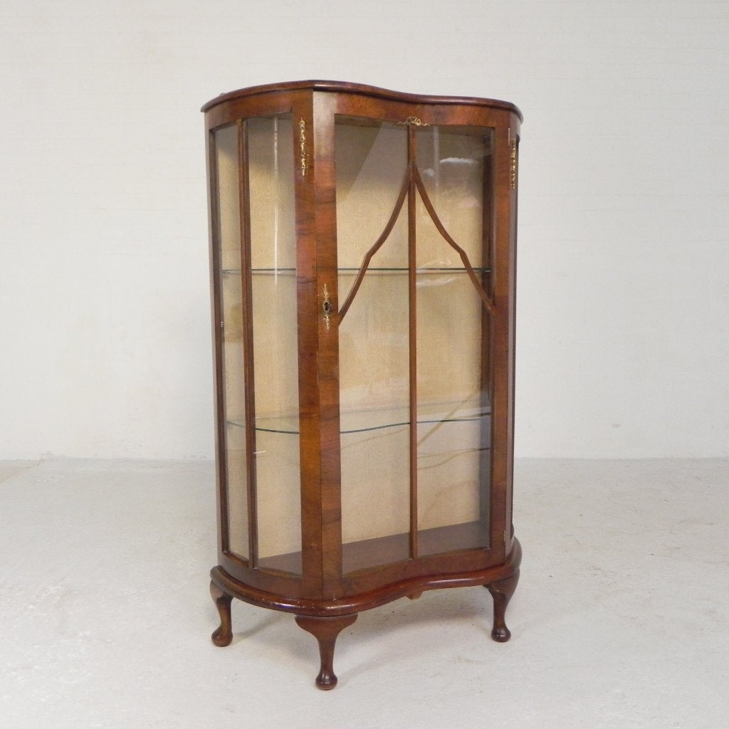 Engelse Art Deco vitrinekast op sierlijke poten, jaren 30, -, -, -, 25 tot 50 cm