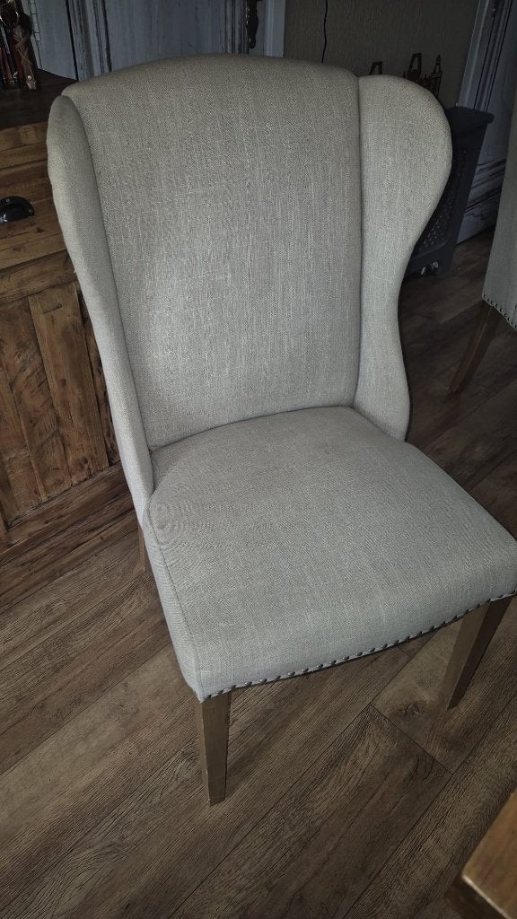 4 Gestoffeerde fauteuil met hoge rugleuning, La Premiere, Ophalen