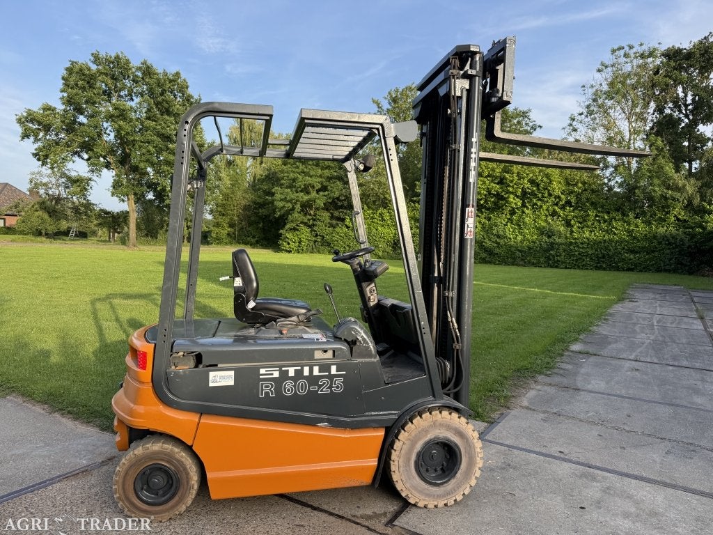 Still 2.5 tonner elektrisch triplo 6.4M freelift Sideshift, Info@vanbeurdenheftrucks.nl, Still, Heftruck, Ophalen of Verzenden